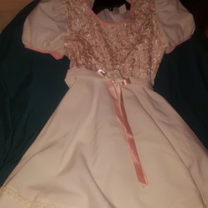 YOUNG LADIES FORMALWEAR